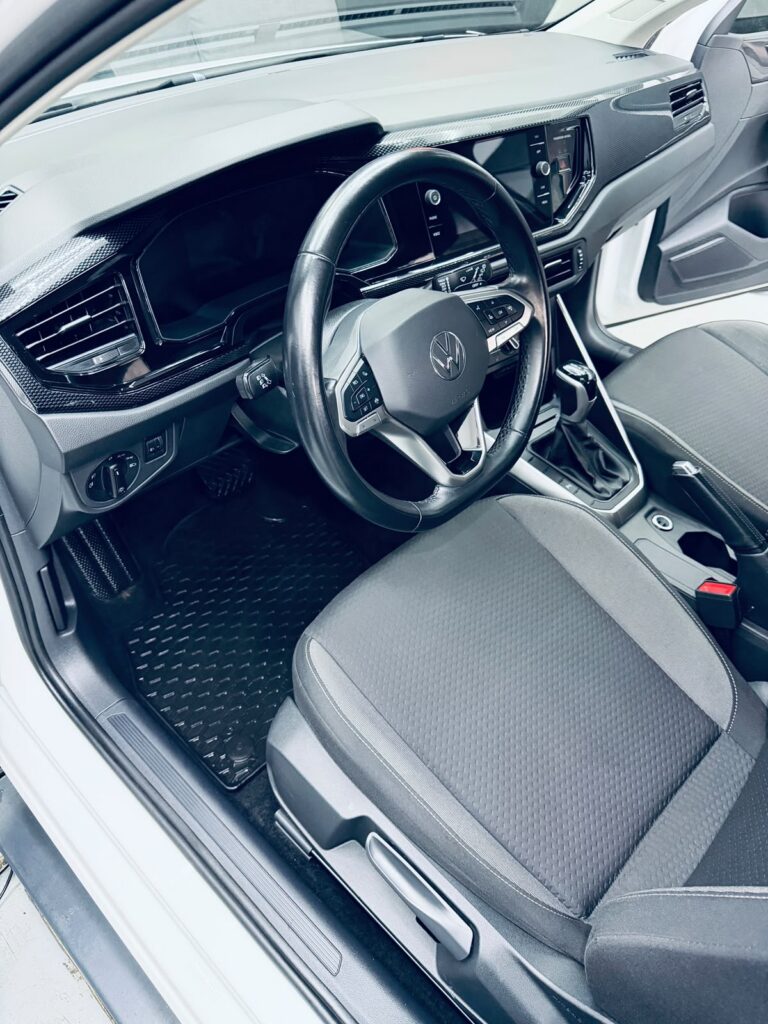 Deep Cleaning – Mikal Car Detailing